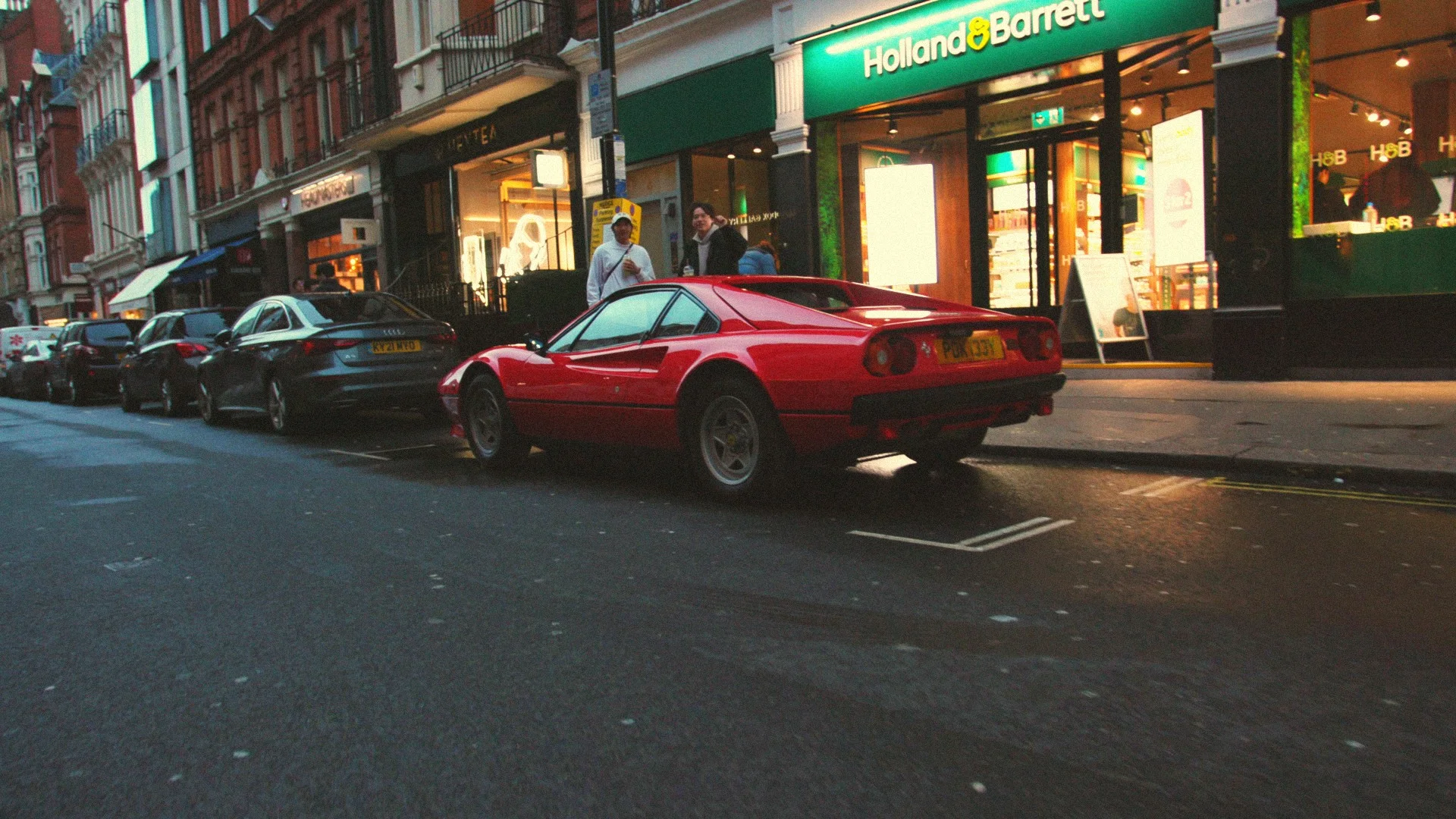 Ferrari 308 GTB — frame 5
